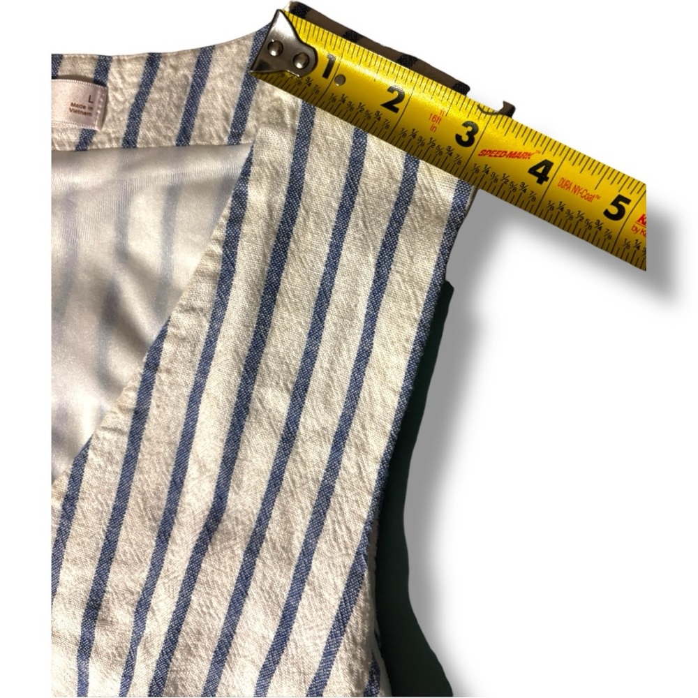 Lauren Conrad 2-Piece White and Blue Striped Lightweight Tie Up Top & Bottom Set - Picture 13 of 16